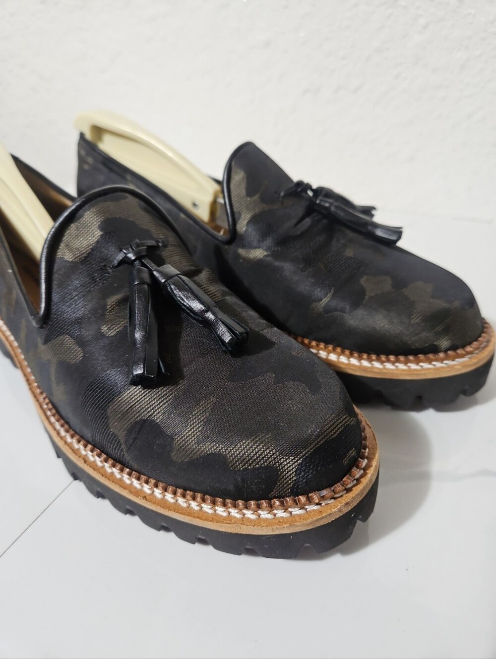 Jon Josef Camo Tassel Loafers Lug Sole Made in Spain Women's EU 38 US 7.5-8